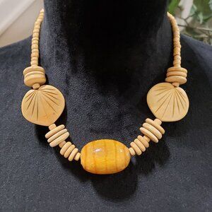 Womens Fashion Carved Wooden Leaf Chunky Beaded Necklace with Magnetic Clasp